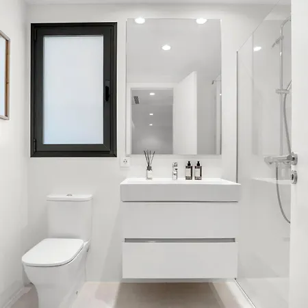 Moderno Oasis Con Jardin Y Piscinas En Vanian Apartmán Estepona