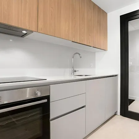 Moderno Oasis Con Jardin Y Piscinas En Vanian Lejlighed *