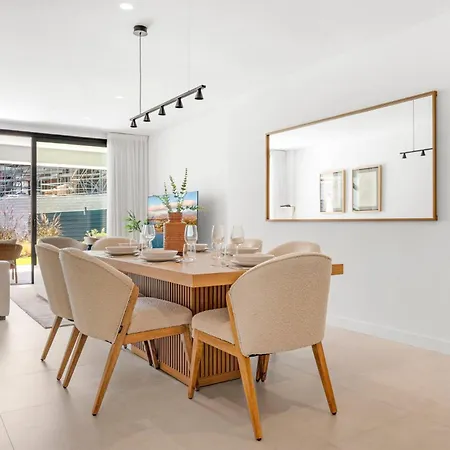Apartmán Moderno Oasis Con Jardin Y Piscinas En Vanian